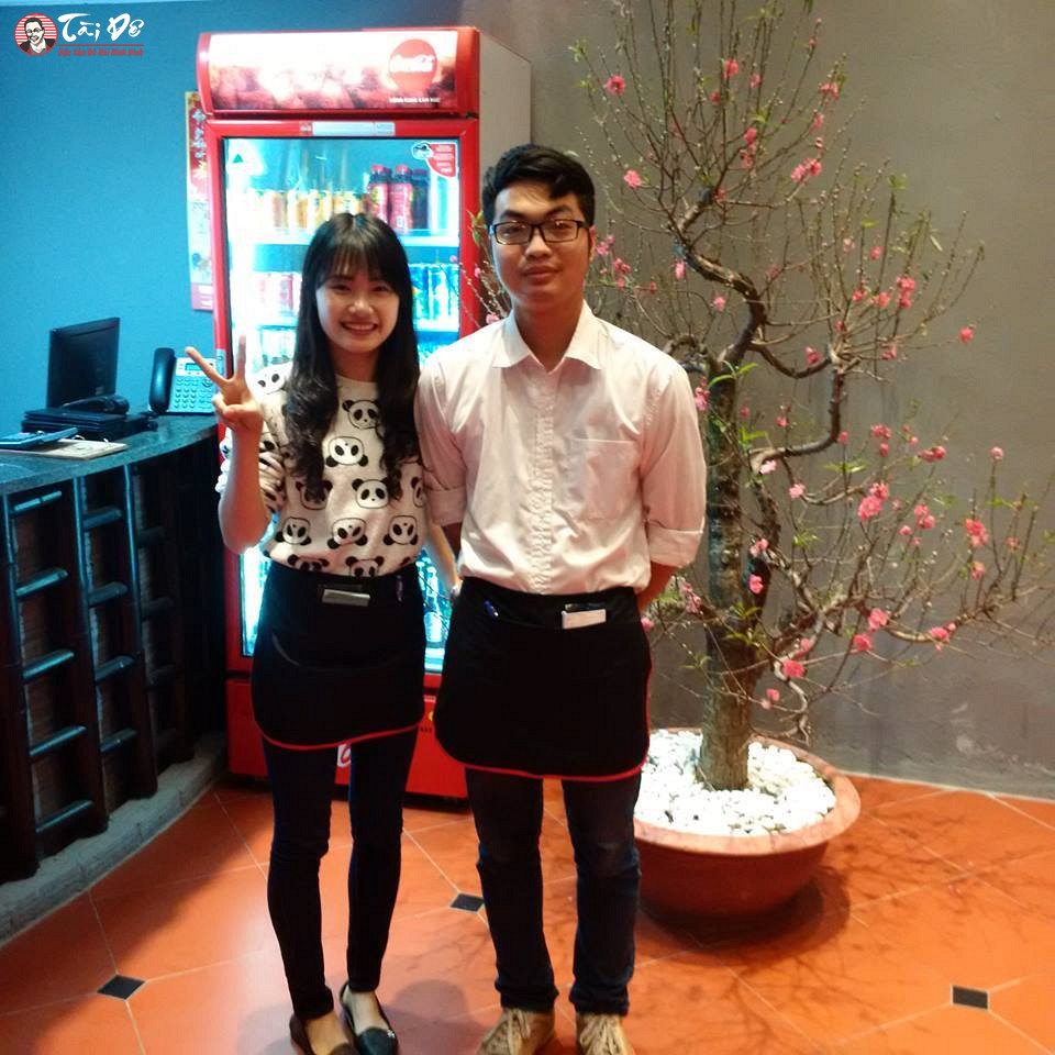 Nhân viên nhà hàng Tài Dê